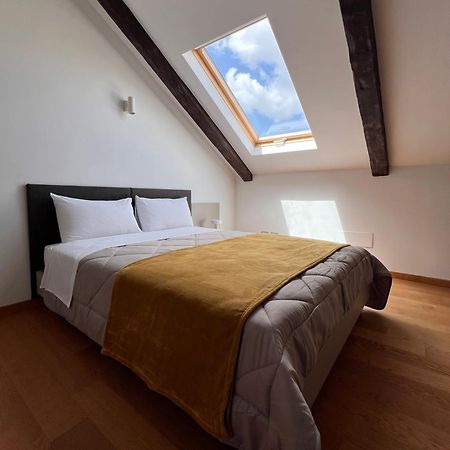 Unonoveuno Luxury Apartment Napoli Eksteriør billede